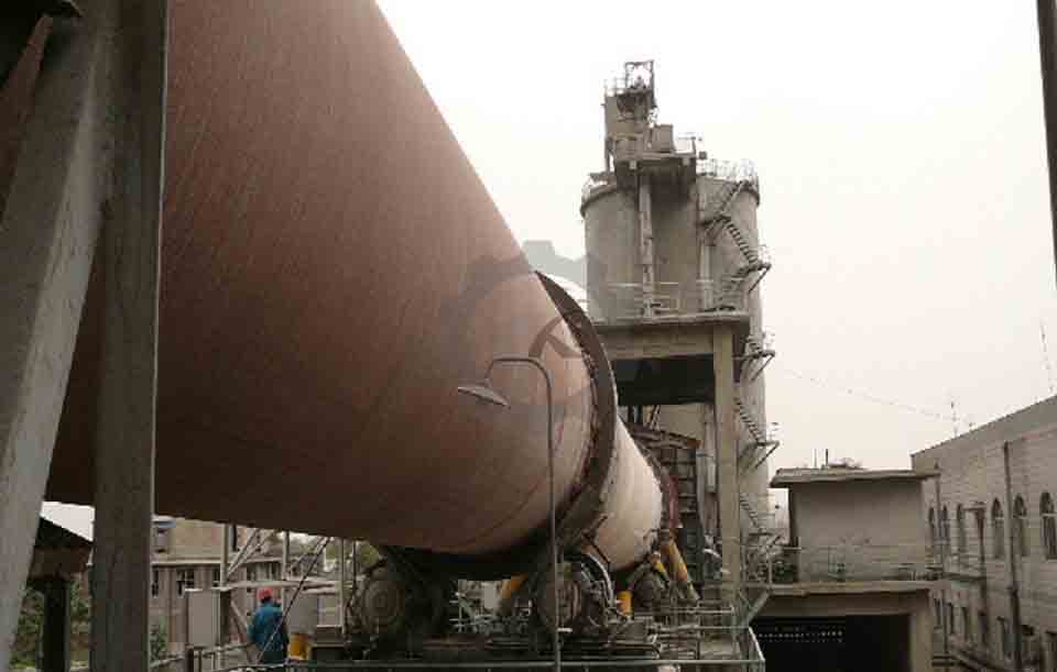 水泥回转窑系统耐火材料的发展决定水泥回转窑高科技成分