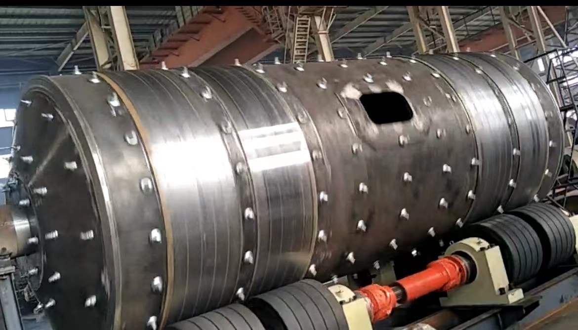 委内瑞拉橡胶托辊球磨机项目